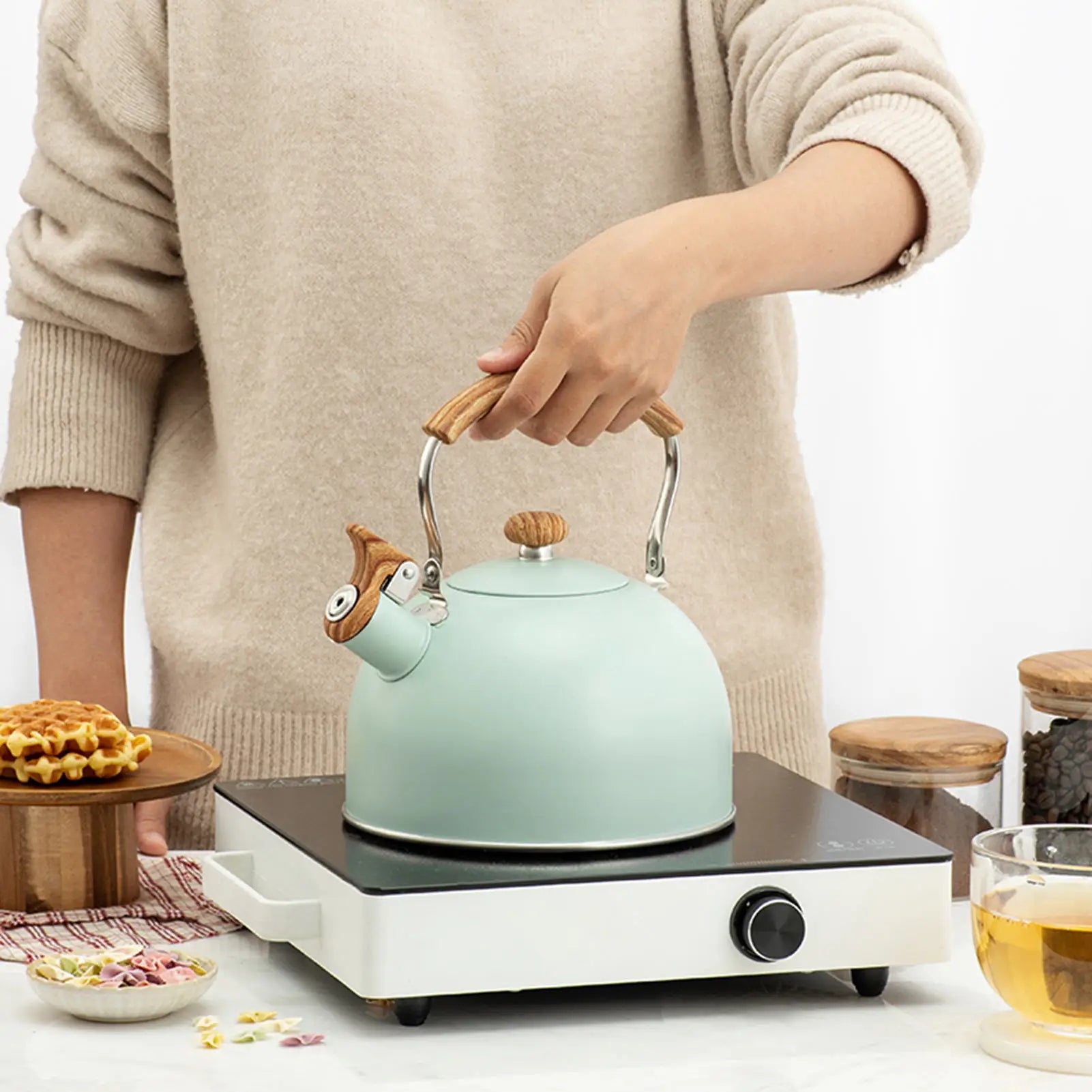 2.5L Stainless Steel Whistling Kettle
