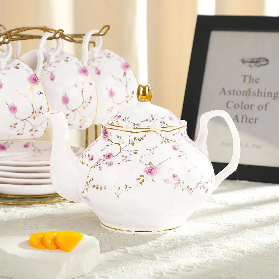 21pc Gold Vine Porcelain Tea Set